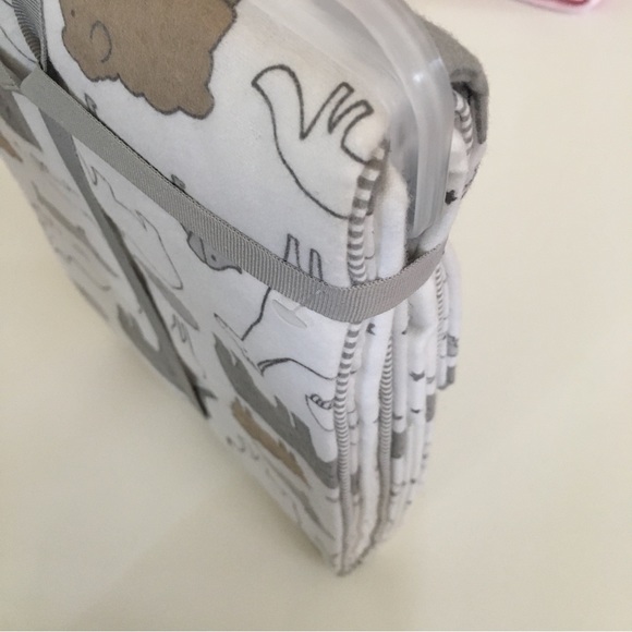 NEW Carter’s 4 pk Receiving Blankets for Baby Variety Prints Animal Star Stripe - Picture 5 of 6